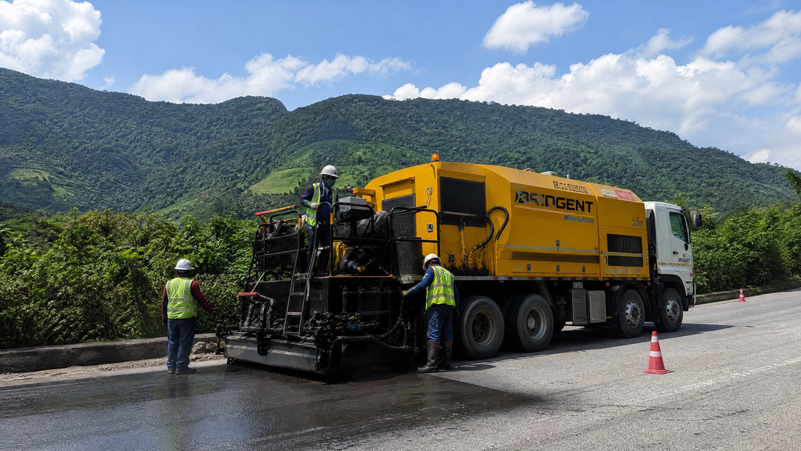 Micro-Surfacing Equipment: Rent or Buy? A Financial Analysis for Road Contractors